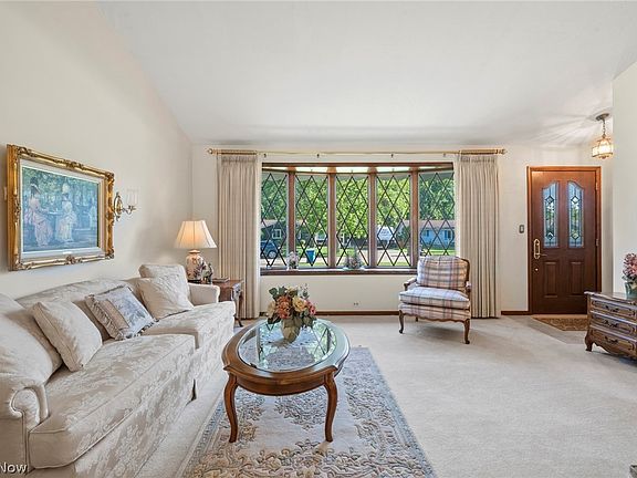 5th image of 26933 Westwood Ln