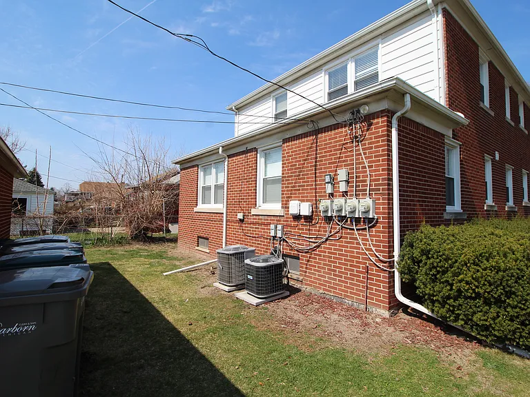 10425 S Morrow Cir #2 — Photo 3