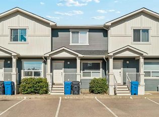 237 S Silkstone Rd W #4, Lethbridge, AB T1J4J9