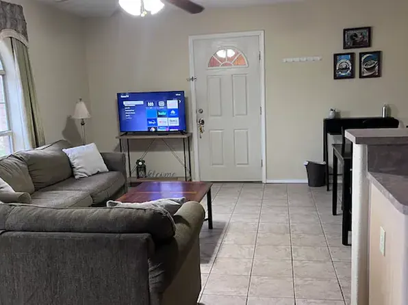 738 Sonesta Ct APT B, Harlingen, TX 78550