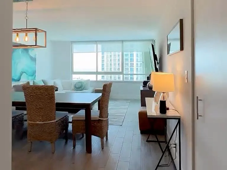 400 S Pointe Dr #1102 — Photo 1