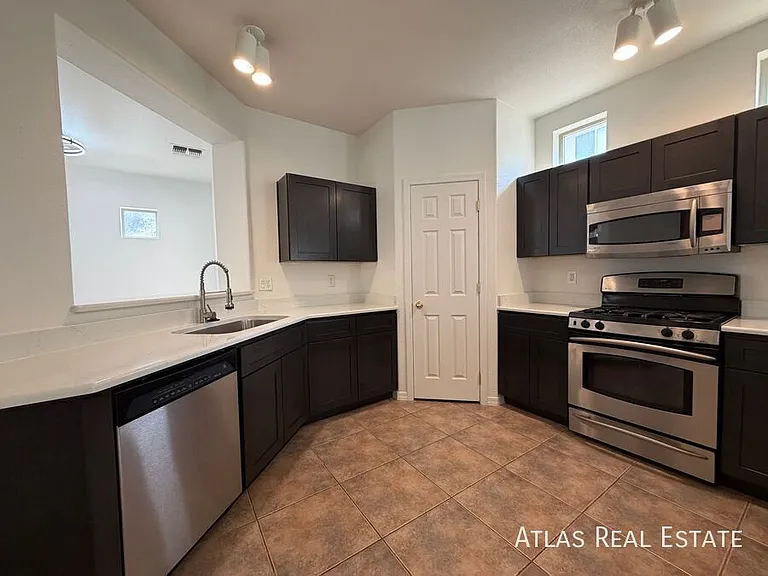 37 W Camino Rancho Palomas — Photo 33