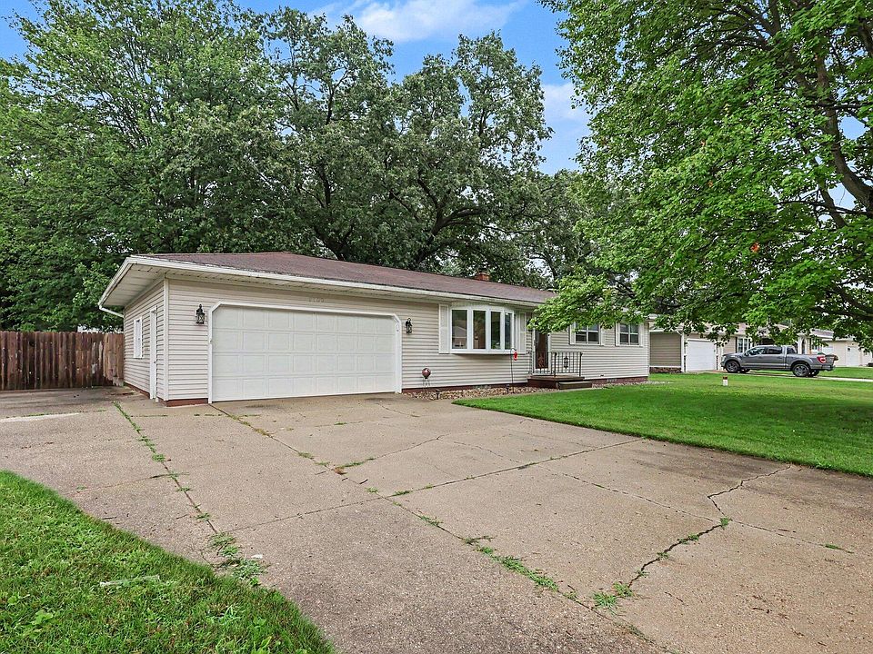 1st image of 1830 Kings Ct
