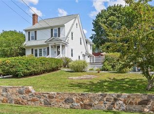 39 Ledge Rd, East Greenwich, RI 02818