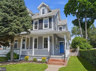 702 Chestnut St, Delanco, NJ 08075