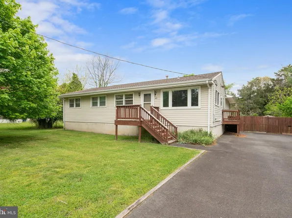 40 Fern Dr, Little Egg Harbor, NJ 08087