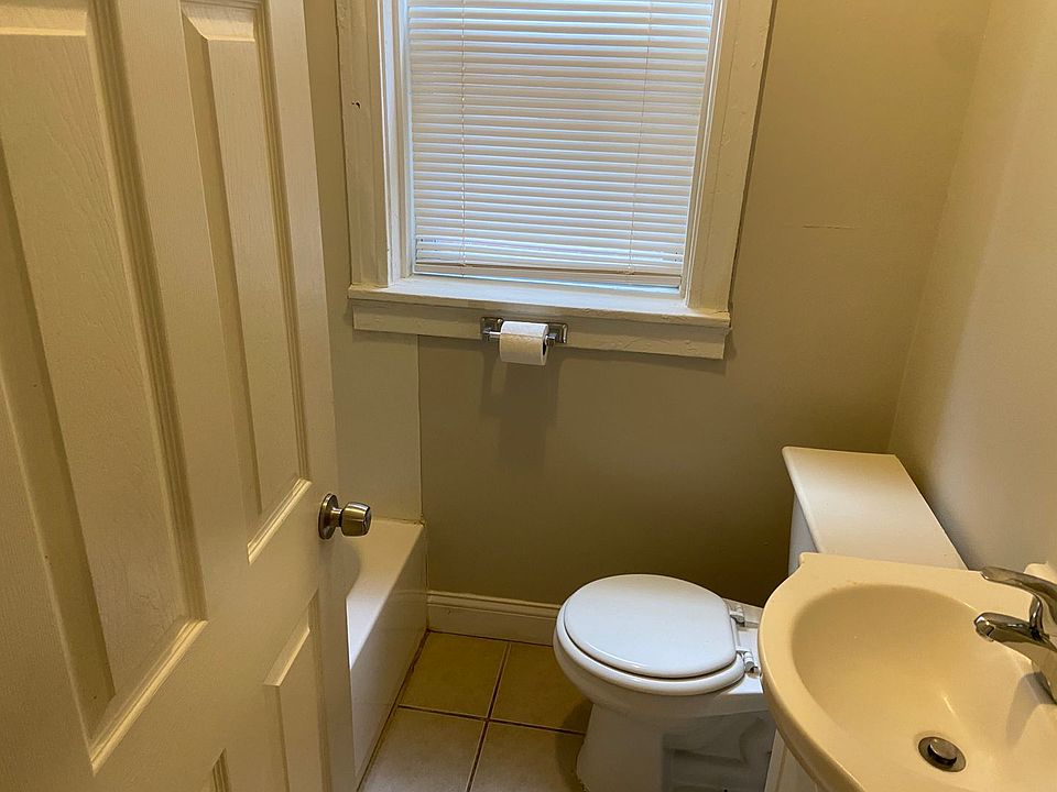 1st image of 4166 McRee Ave #1W