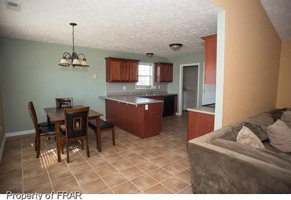 4th image of 135 Walden Green Dr