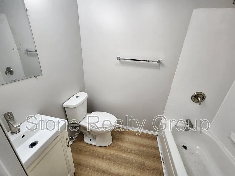 1880 N 6th 1/2 St #5 — Photo 5