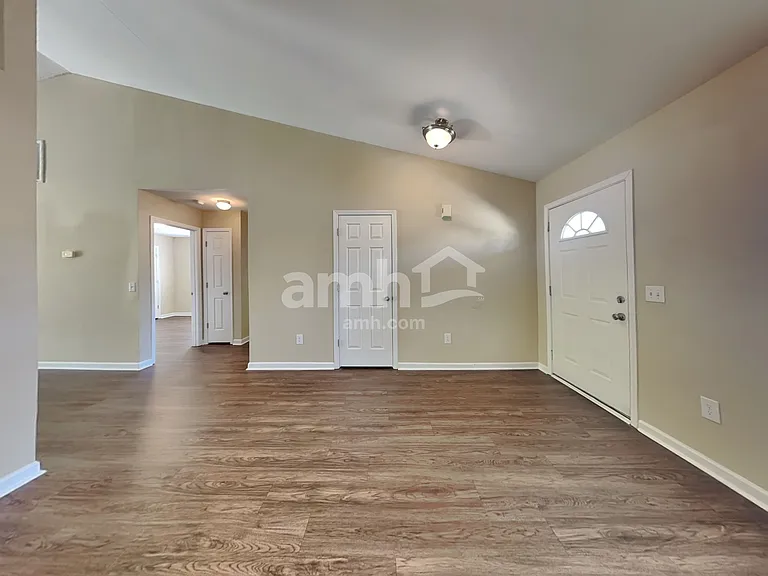 3 Kavanagh Ct — Photo 6