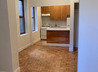 255 W 10th St APT 4RN, New York, NY 10014