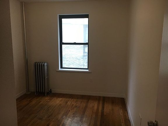 5th image of 2140 33rd St