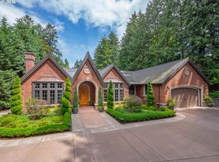 3118 Douglas Cir, Lake Oswego, OR 97035