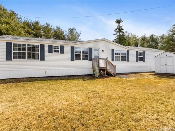 111 Currie Cres, Lincoln, NB E3B 7H3