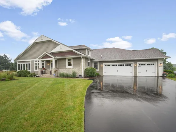 W314N358 Lara LANE, Delafield, WI 53018