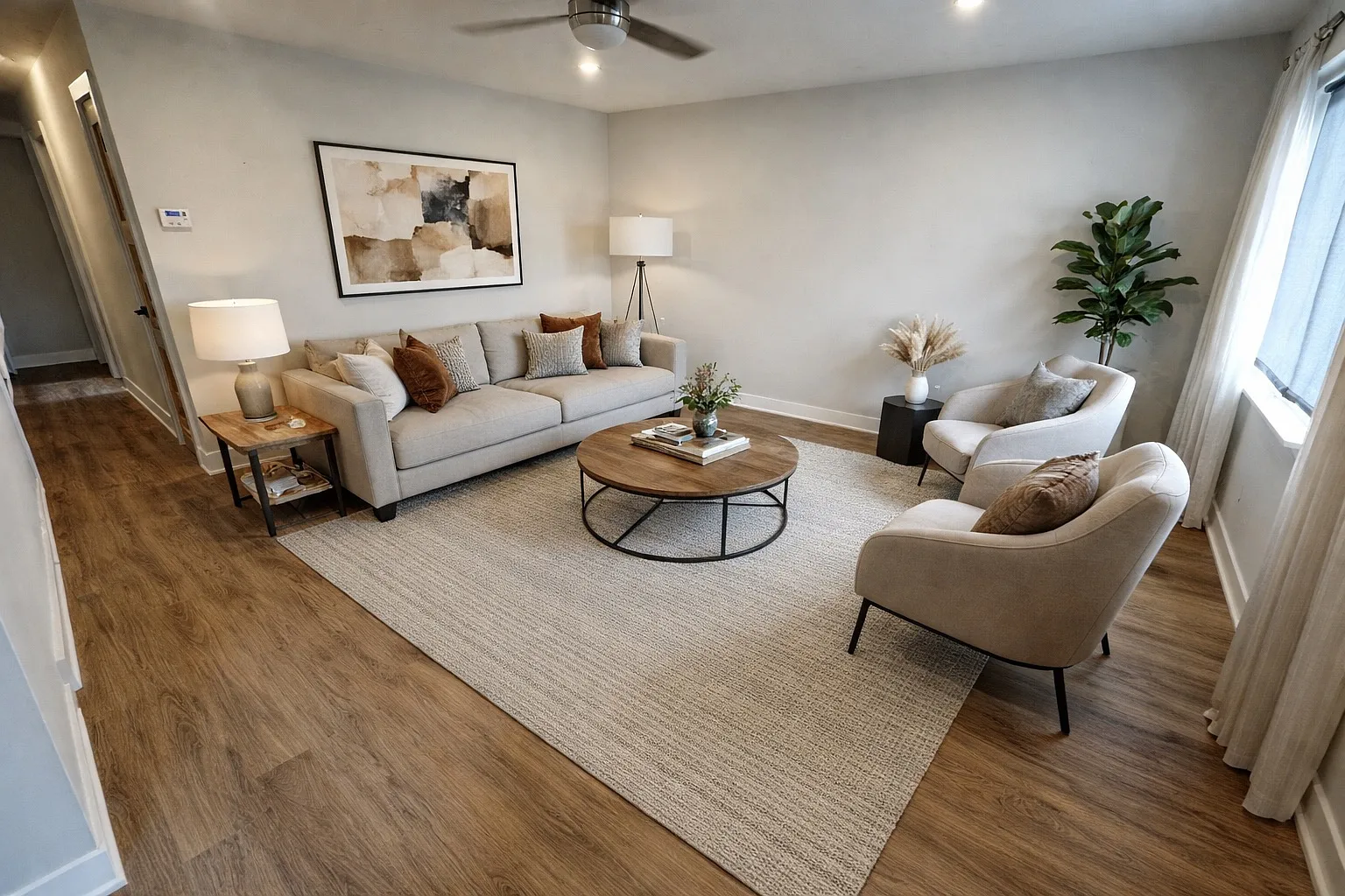 3 bed, 1.5 bath, $2,000 — Photo 3
