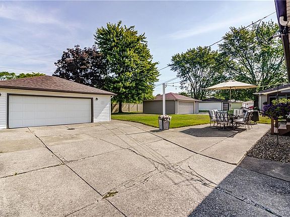 3rd image of 11464 Bobko Blvd