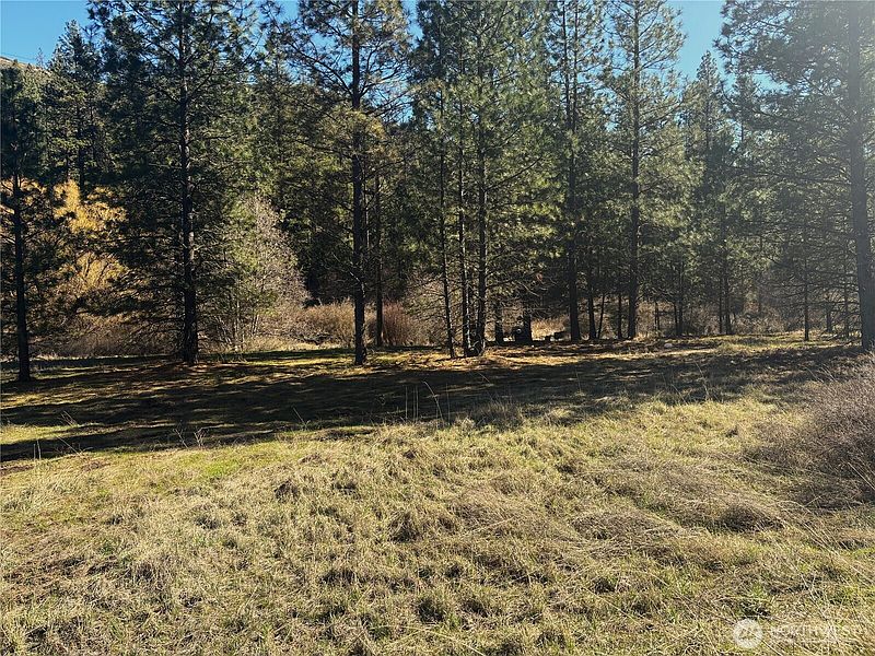2nd image of 32900 Hawk Creek Ranch Rd N