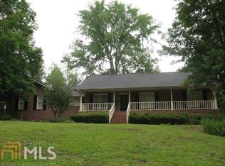 150 Hayes Cir, Rex, GA 30273