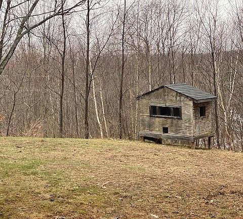 3rd image of 37 Tory Mountain Lane