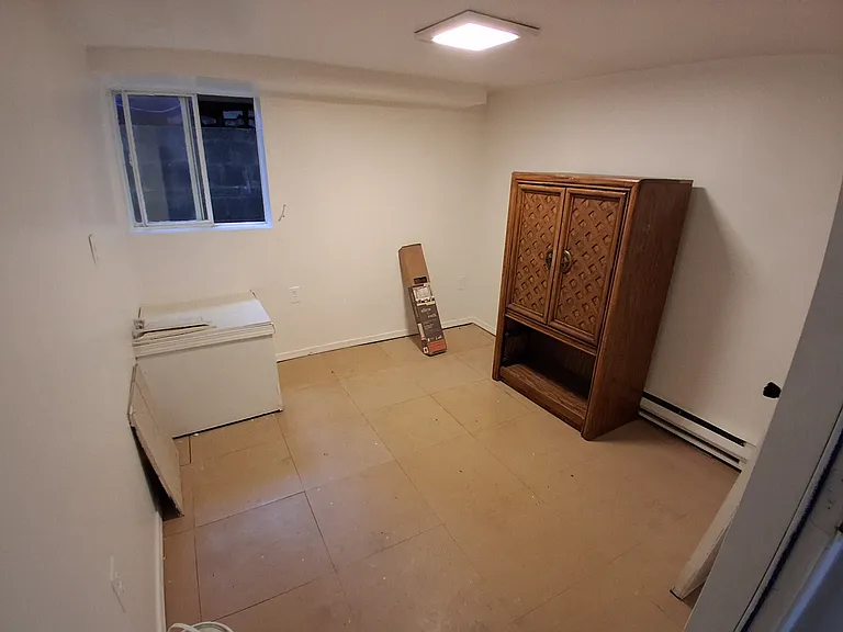 2425 SW Barton St — Photo 14