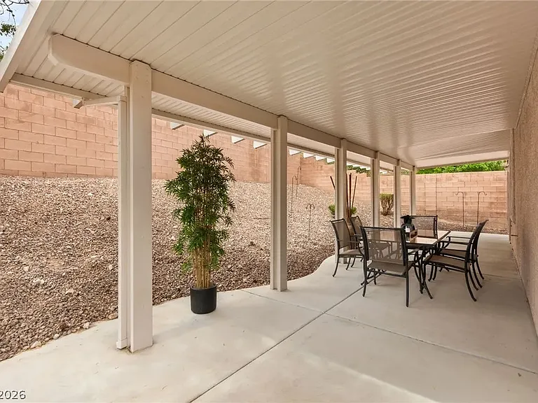 477 Annotto Bay St — Photo 7
