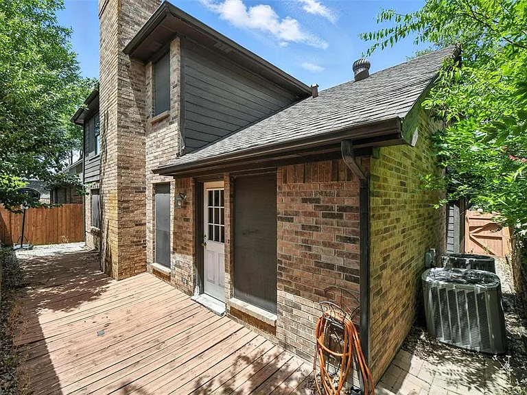 300 Saint Emelion Ct — Photo 15