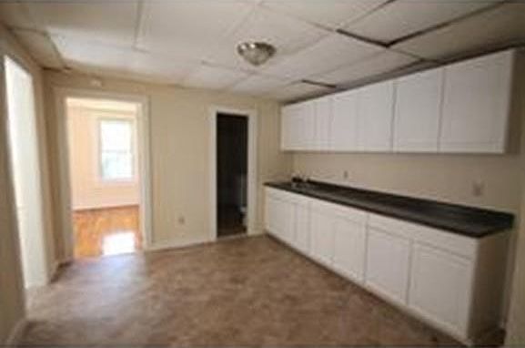 2nd image of 32 Lucretia Ave APT 2L