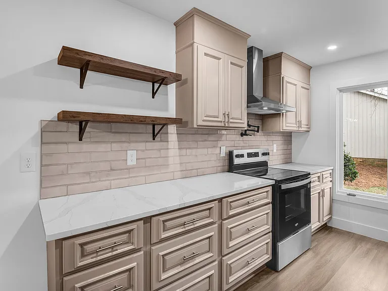 1413 Grantland Pl — Photo 15