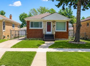 1039 Eastern Ave, Bellwood, IL 60104