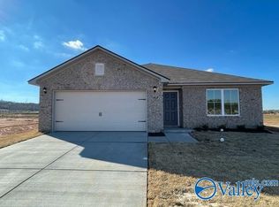 4022 Ryan Dr SW, Decatur, AL 35603