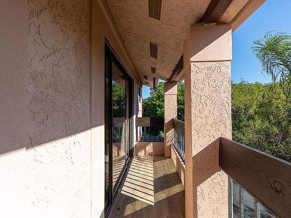 2nd image of 3413 SE Sandpiper Cir