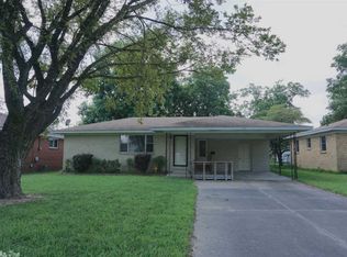 203 Mills St, N Little Rock, AR 72117