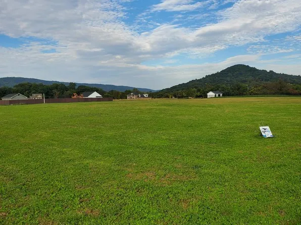 1210 Tannin Way, Dauphin, PA 17018