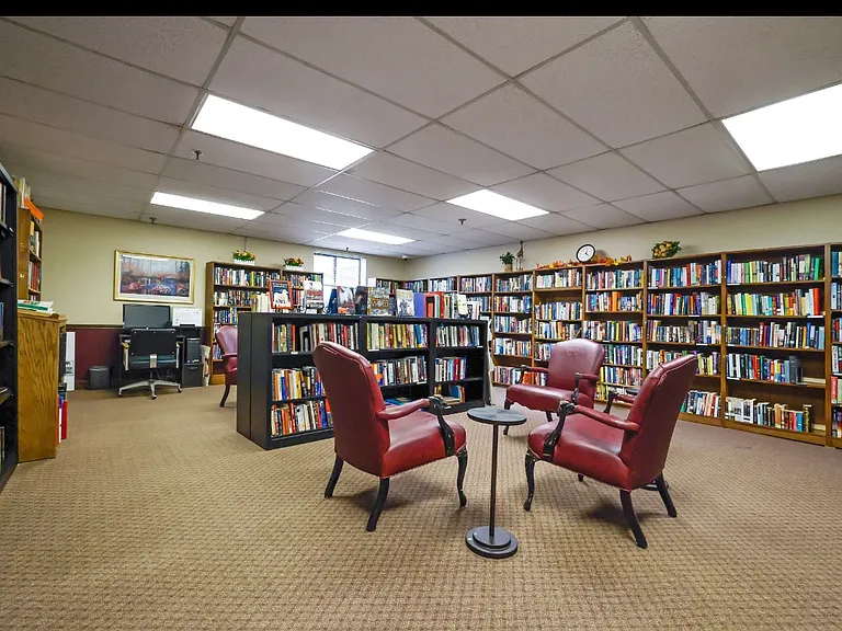 300 Johnson Ferry Rd #A709 — Photo 15