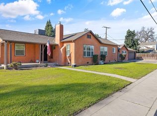 1300 W College Ave, Visalia, CA