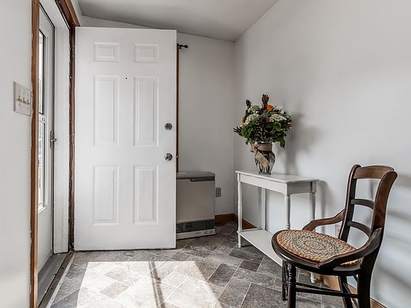 4th image of 125 Portland Avenue #32