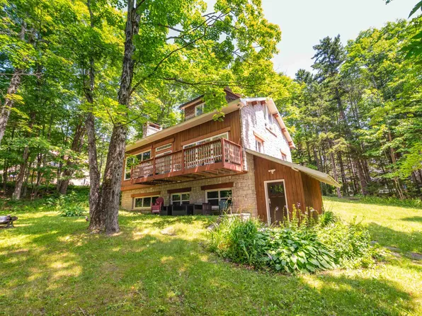 10 Lower Highlands Road, Dover, VT 05356