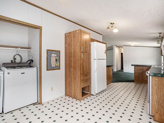 4th image of 4205 127th Ave