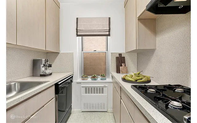 Sold by Douglas Elliman | media 12