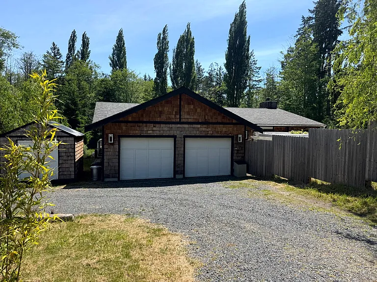 65B Mount Entrance Rd — Photo 2