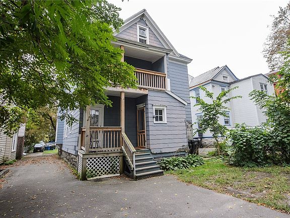 3rd image of 115 Trinity Pl