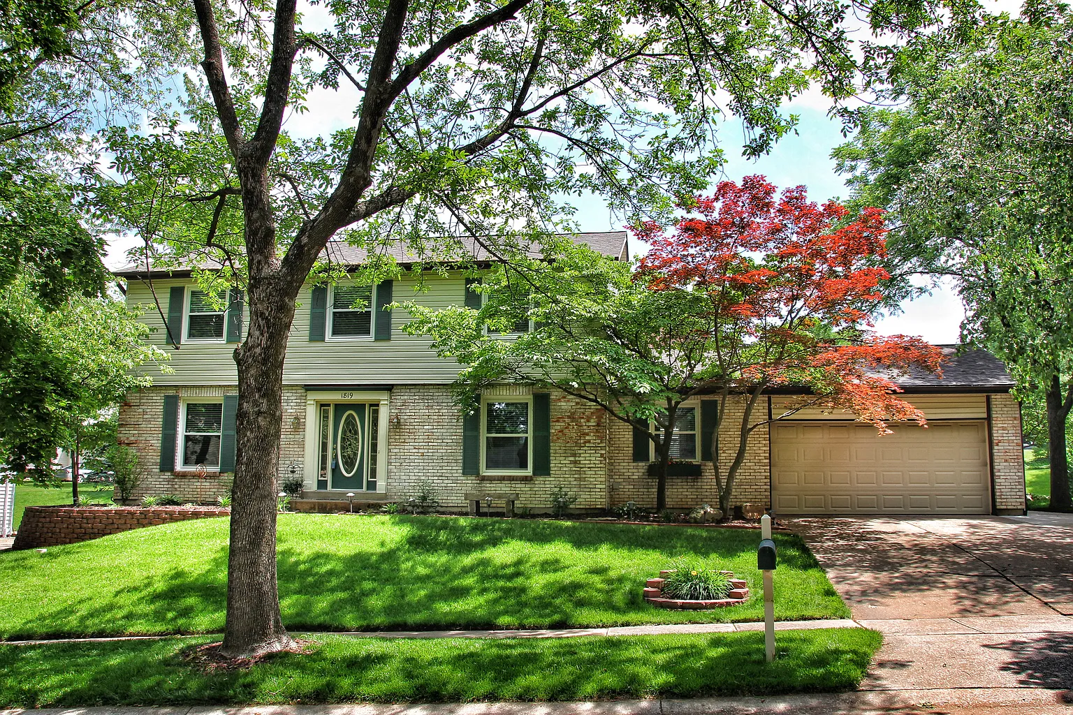 1819 Summer Lake Dr photo 1
