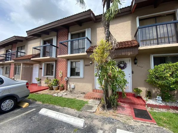 1813 SW 107th Ave APT 2402, Miami, FL 33165
