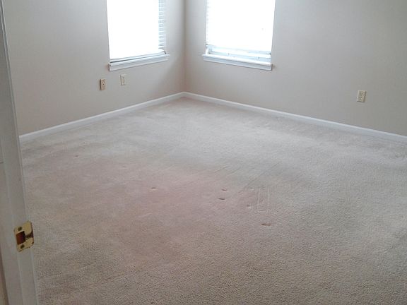 4th image of 3630 Lupine Dr
