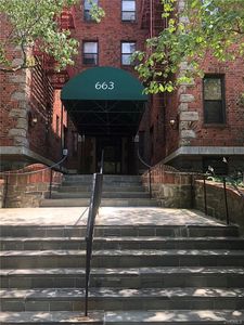 663 Locust St APT 2D, Mount Vernon, NY, 10552