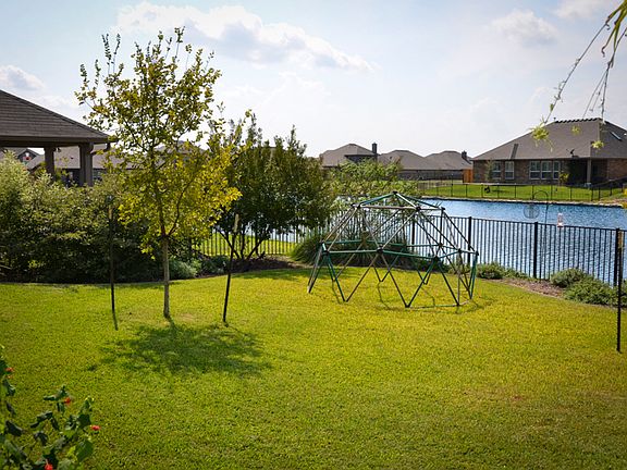 3rd image of 7701 Freds Folly Dr
