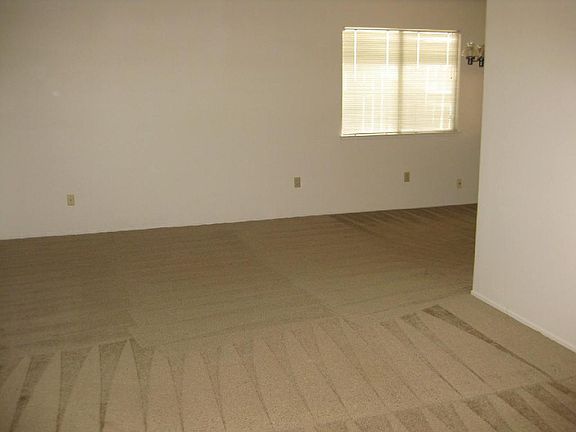 2nd image of 3337 Hogarth Dr