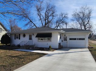 311 5th Ave SW, Pipestone, MN 56164