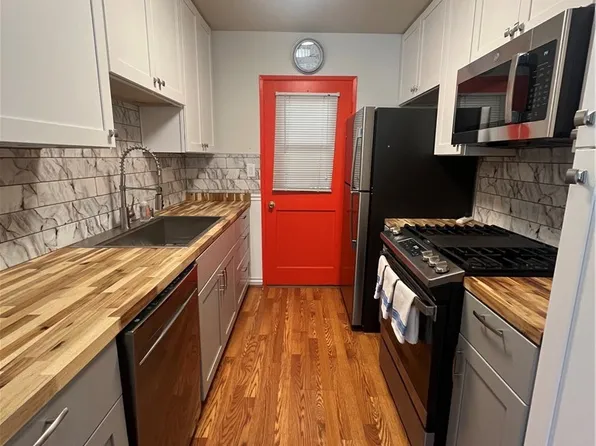 150-35 E Lakeshore Dr, Lake Elsinore, CA 92530